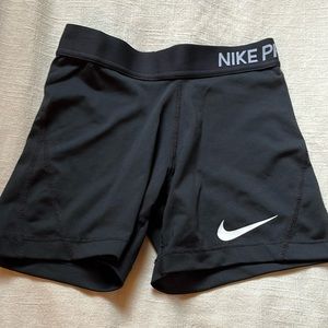 Kids Nike Pros Biker Shorts
